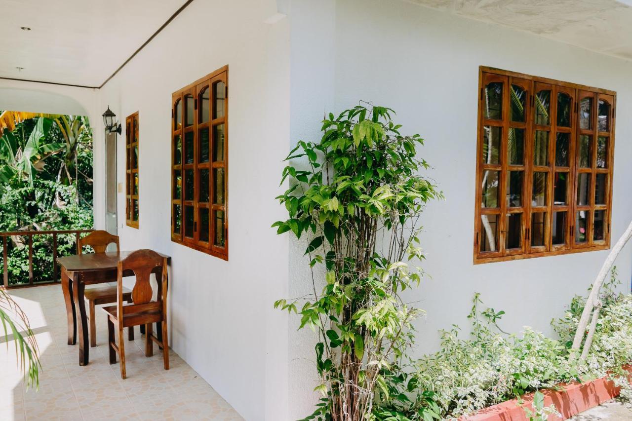 Palmera Palma Private 1-Br Bungalow In Moalboal Kültér fotó
