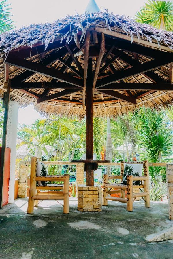 Palmera Palma Private 1-Br Bungalow In Moalboal Kültér fotó